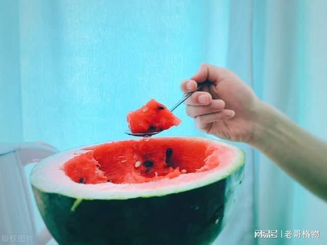 围观吃瓜的原因